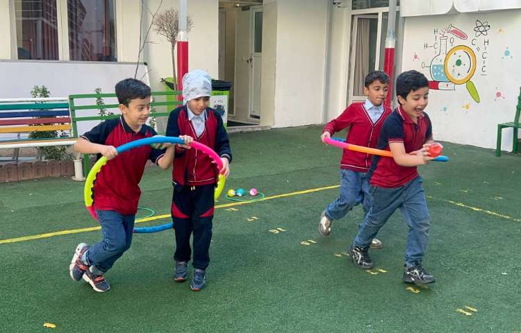 تمرین روخوانی لغات با بازی حرکتی-زنگ زبان بدون دیوار 1