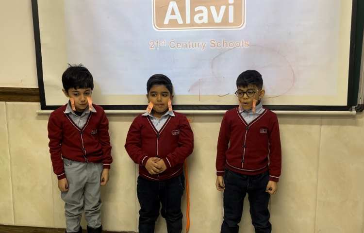 تمرین روخوانی لغات با حرف Ll و مثال‌های حرف Uu 3