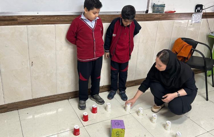 تمرین روخوانی لغات با صدای u-e و ue در زنگ زبان عمومی 1