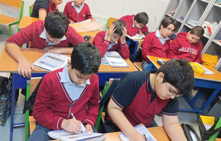 تمرین روخوانی متن Reading در زنگ General English 4