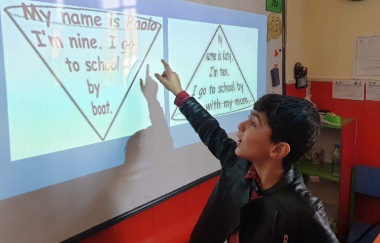 :تمرین روخوانی متن کتاب reading 2