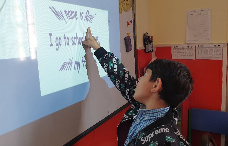 :تمرین روخوانی متن کتاب reading