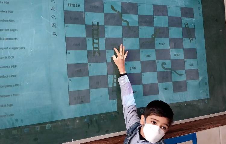 تمرین روخوانی و blending با انجام بازی های متنوع 1