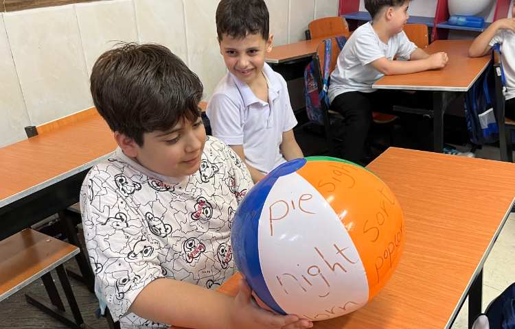 تمرین روخوانی و blending لغات با بازی 3