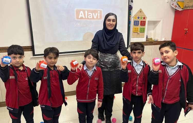 تمرین روخوانی و blending لغات با بازی 8