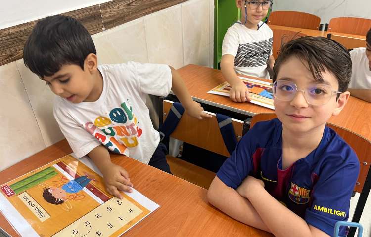 تمرین روخوانیِ Story 4