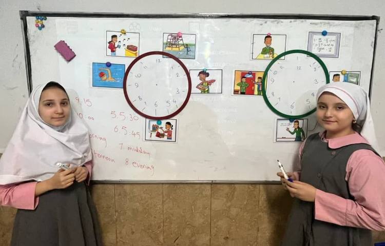 تمرین ساعت و ساخت جمله درباره کارهای روزمره 2