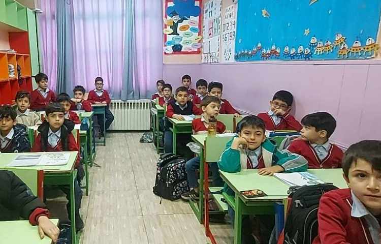 تمرین شعرخوانی پسرای گل (شعر مثل یک رنگین کمان)