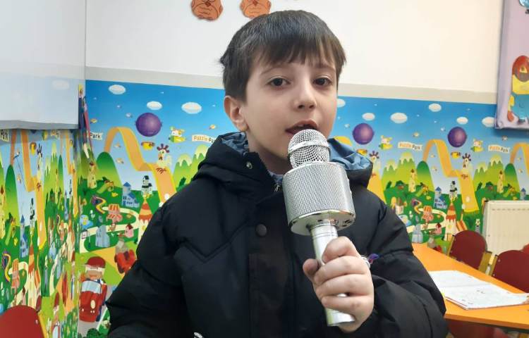 تمرین شعر In a Cottage 2