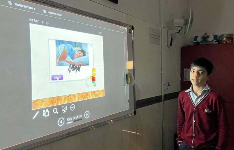 تمرین عبارات مربوط به daily routine با بازی‌های پاورپوینتی-زنگ زبان عمومی 4