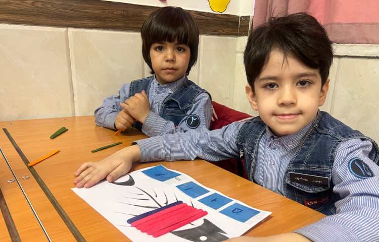 تمرین عبارت جمع به وسیله چوب بستنی رنگی 4