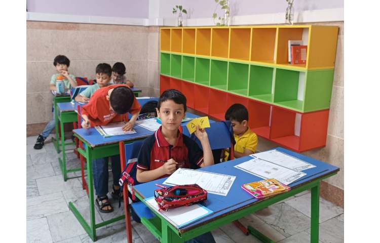 تمرین عدد نویسی با کارت اعداد و پاسخ به کاربرگ مروری