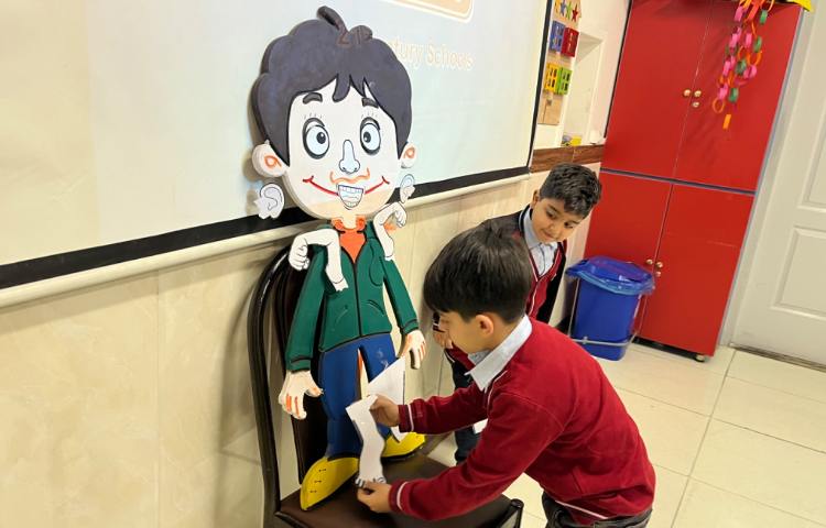 تمرین لغاتِ اعضای بدن-زنگ Science 6