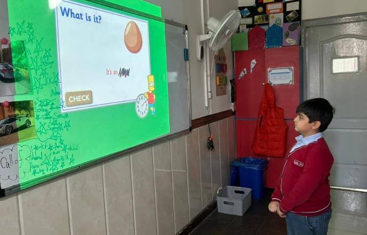 تمرین لغات با بازی در زنگ Science 2