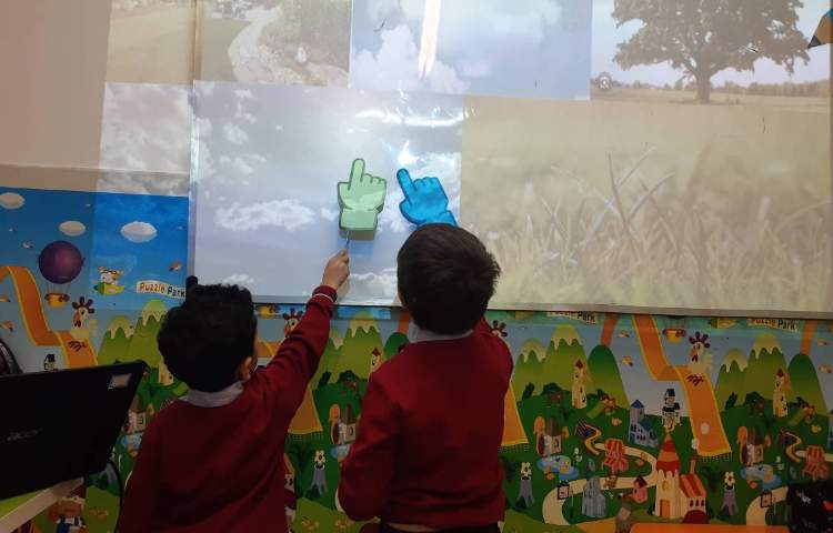 تمرین لغات درس 4 کتاب PictureDictionary 2