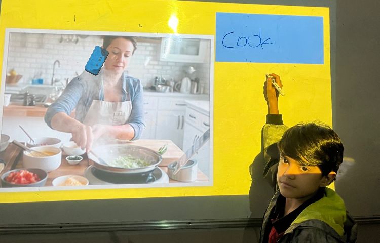 تمرین لغات در رنگ General English 5