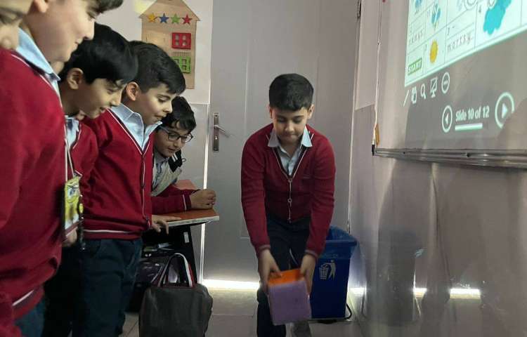 تمرین لغات مربوط به آب و هوا با بازی مار و پله-زنگ زبان عمومی 3