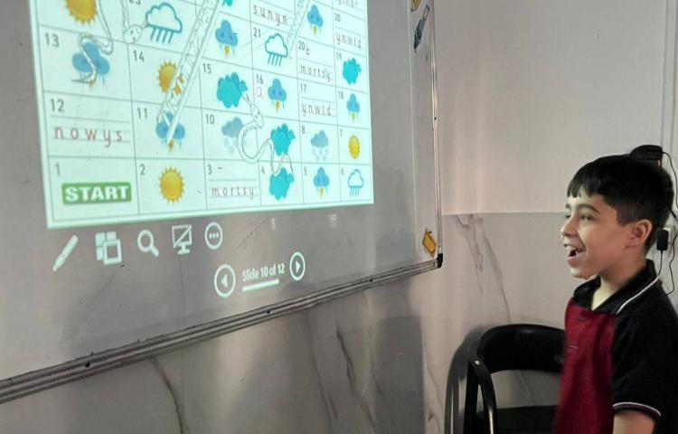 تمرین لغات مربوط به آب و هوا با بازی مار و پله-زنگ زبان عمومی 5