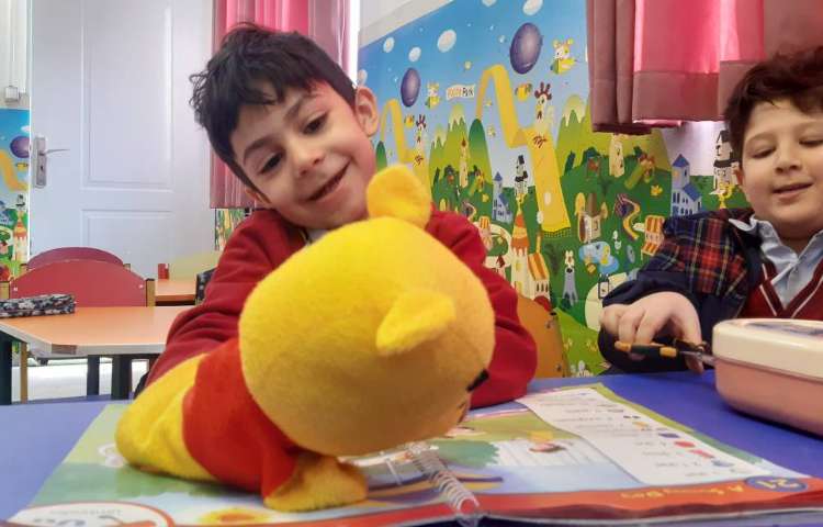تمرین لغات مربوط لباس‌ها و همخوانی ناس به زبان انگلیسی 4