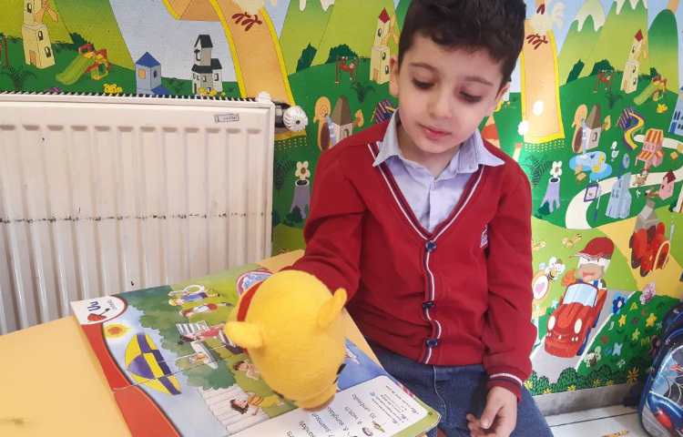 تمرین لغات مربوط لباس‌ها و همخوانی ناس به زبان انگلیسی