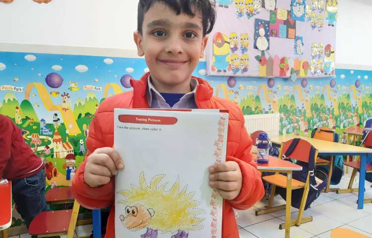 تمرین لغات کتاب Picture Dictionary و انجام کتاب Pencil Control 3