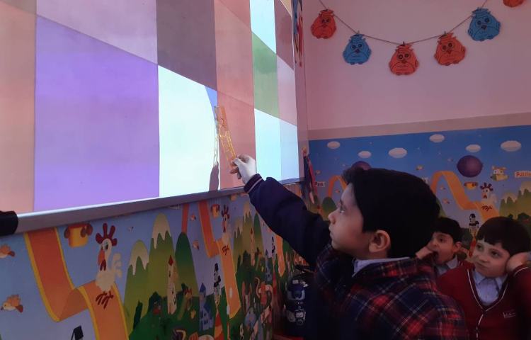 تمرین لغات کتاب Picture Dictionary و انجام کتاب Pencil Control 7