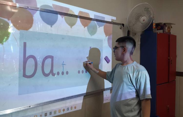 تمرین Spelling لغات