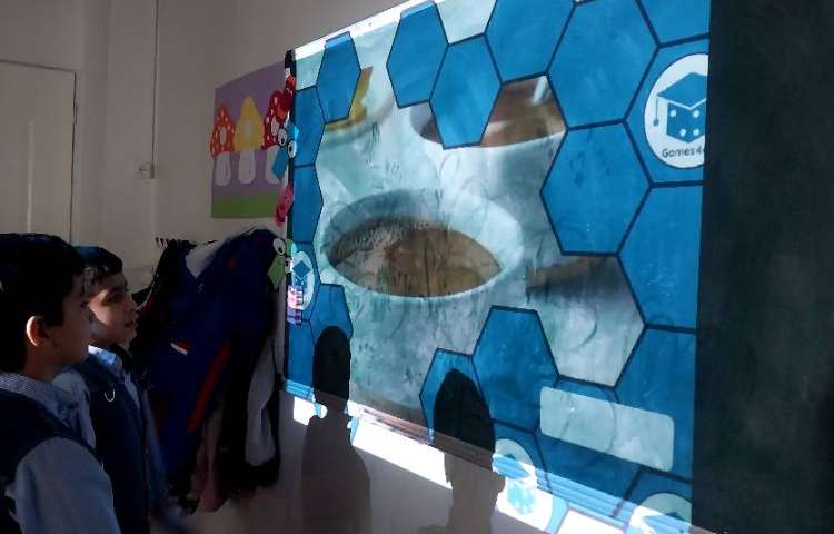 تمرین مبحث جامد و مایع-زنگ Science 3