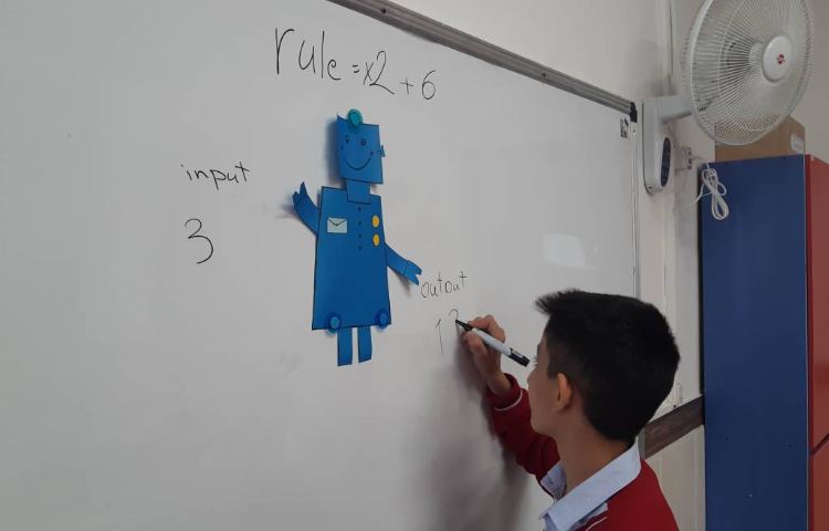 تمرین مبحث دستگاه ورودی و خروجی-زنگ Math 4