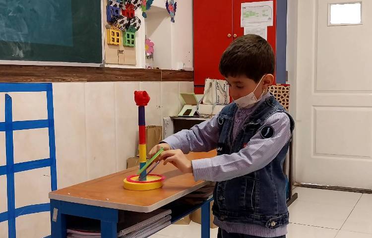 تمرینِ مبحث more and fewer-زنگ ریاضی به زبان انگلیسی 1