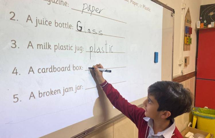 تمرین مبحث Recycling-زنگ Science 1