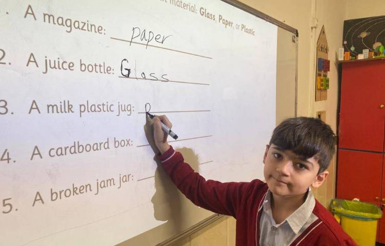 تمرین مبحث Recycling-زنگ Science 3