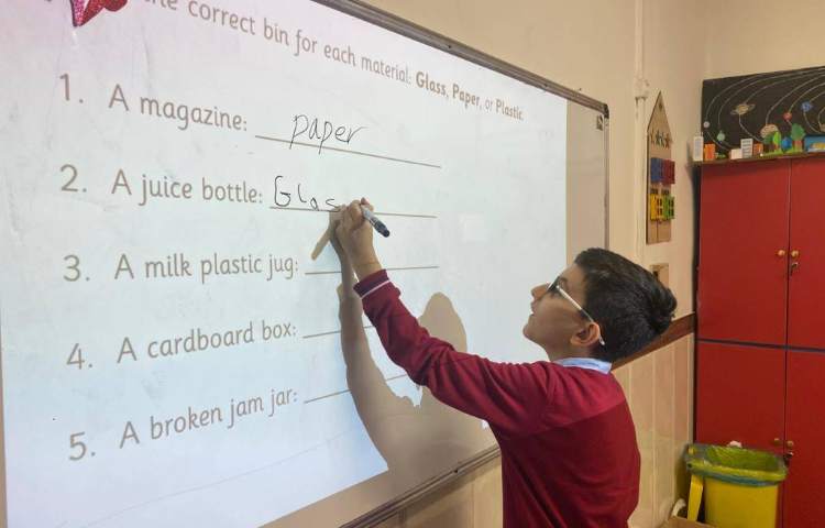 تمرین مبحث Recycling-زنگ Science 4