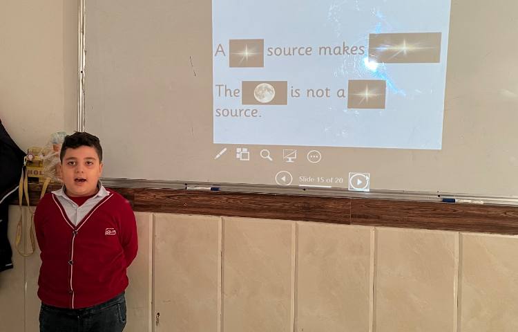 تمرین مبحث منبع نور و جمله‌سازی-زنگ Science 1