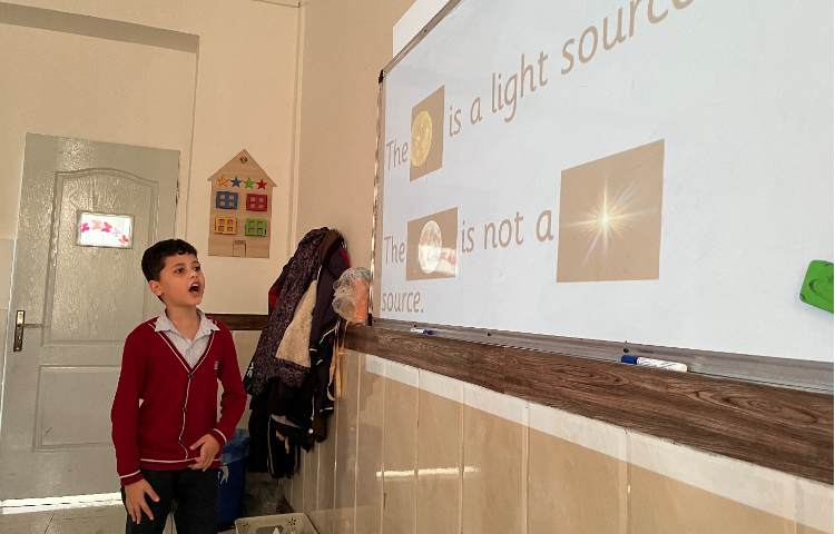 تمرین مبحث منبع نور و جمله‌سازی-زنگ Science