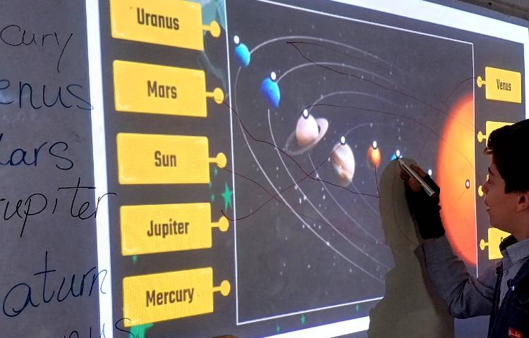تمرین مبحث منظومه شمسی و اسامیِ سیاره ها 4