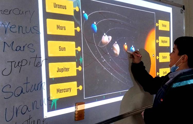 تمرین مبحث منظومه شمسی و اسامیِ سیاره ها
