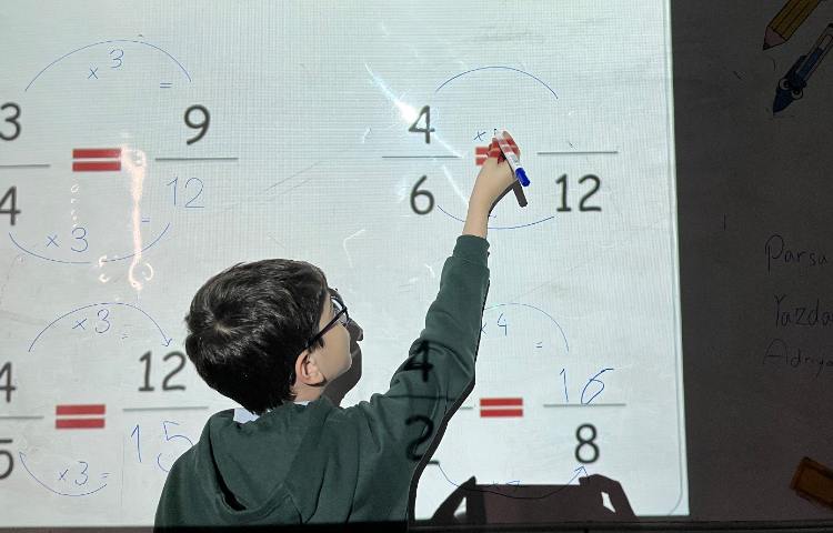 تمرین مبحث کسرها-زنگ Math 6