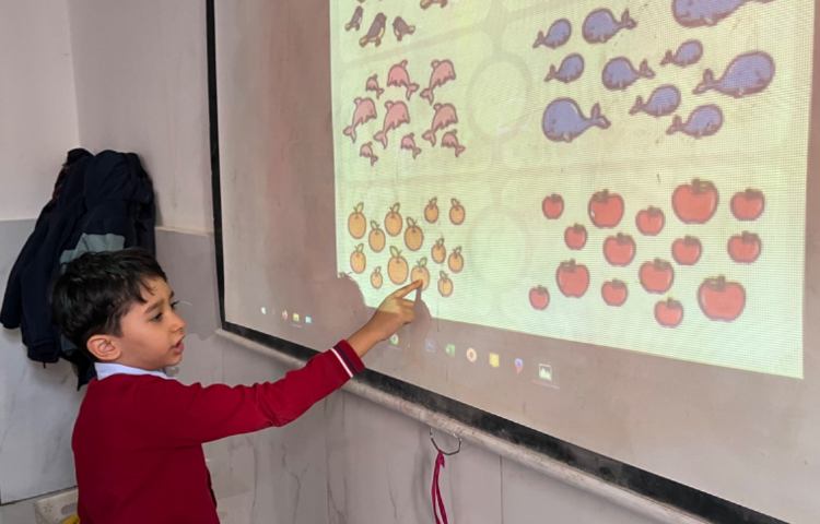 تمرین مقایسه‌ی اعداد-زنگ Math