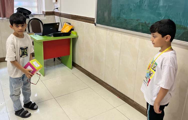 تمرین مکالمه با Action verbs 5