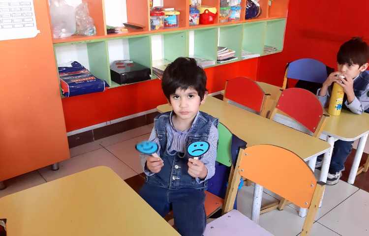 تمرین مکالمه در کلاس 4