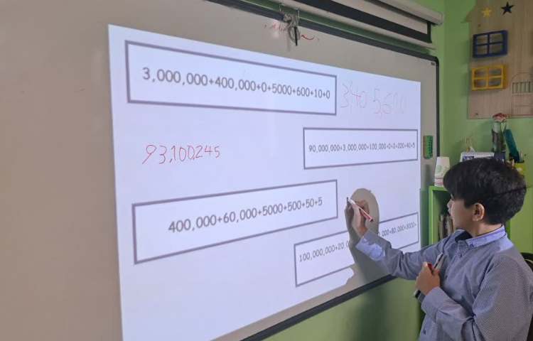 تمرین مکالمه و spell کردن کلمات 3