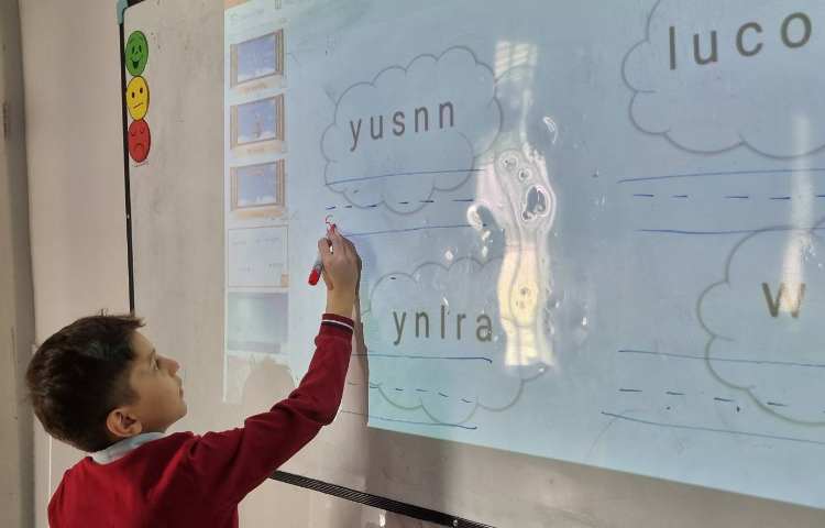 تمرین نوشتاری لغات مربوط به آب و هوا-زنگ زبان عمومی 2