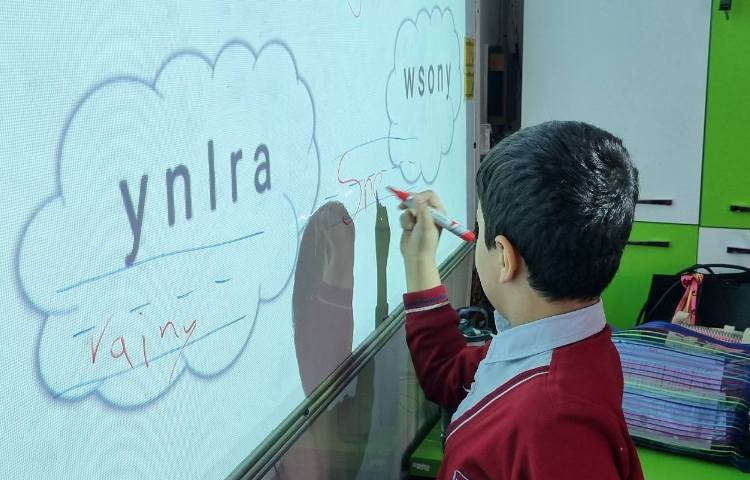 تمرین نوشتاری لغات مربوط به آب و هوا-زنگ زبان عمومی