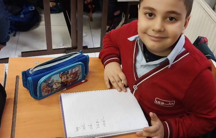 تمرین نوشتارِ کلماتِ حرف Ll 1