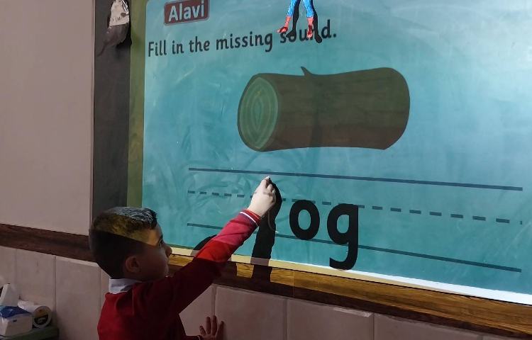 تمرین نوشتارِ کلماتِ حرف Ll 2