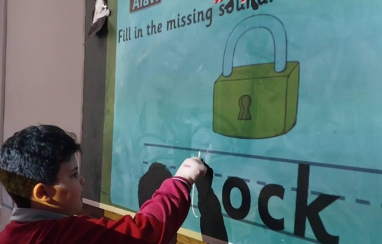 تمرین نوشتارِ کلماتِ حرف Ll 3