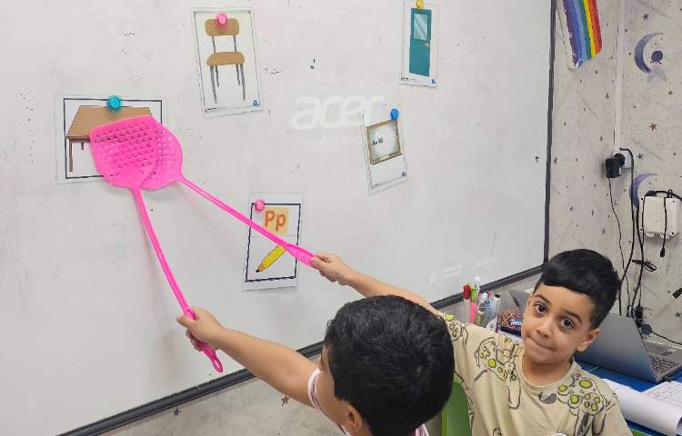 تمرین وسایل مدرسه با بازی 2