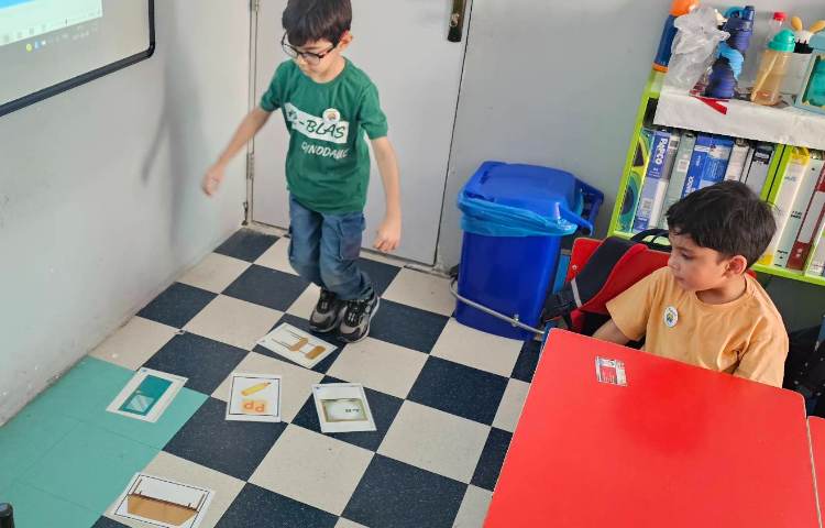 تمرین وسایل مدرسه با بازی 3