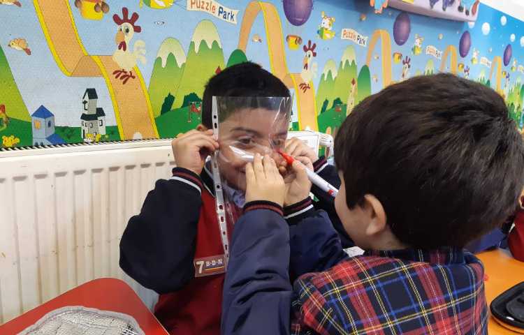 تمرین Song و انجام فعالیت دست‌ورزی-زنگ زبان عمومی 3